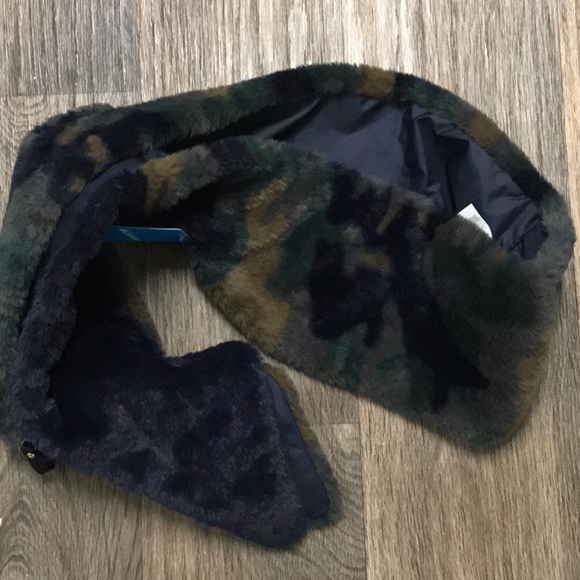 Columbia Warm Primrose Hill Unisex Scarf Camo - Picture 5 of 6